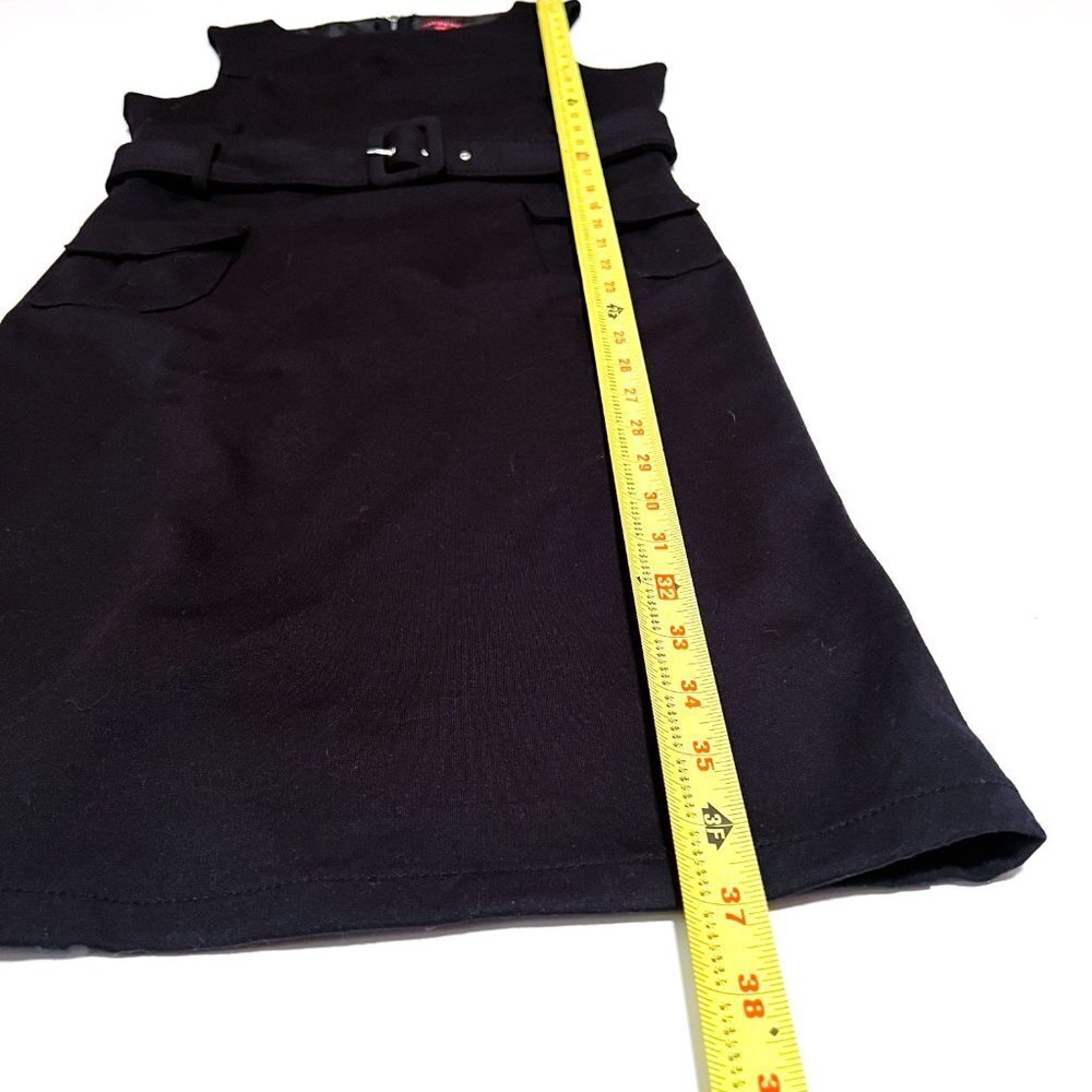 Belted Little black dress with pockets - Picture 6 of 8